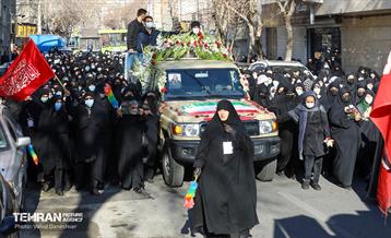 تشییع و تدفین پیکر مطهر دو شهید گمنام در منطقه 17