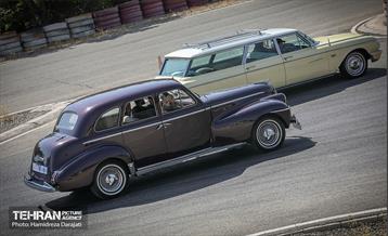 اجتماع بزرگ خودروهای کلاسیک در تور تهران دیـزین  26