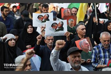 اجتماع مردمی دفاع از جبهه مقاومت 30