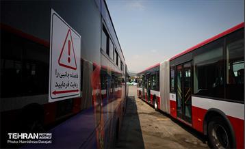 رونمایی از ۴۰ دستگاه اتوبوس شرکت واحد 18