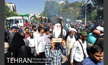 مراسم تشییع پیکرهای مطهر ۱۵۰ شهید تازه‌ تفحص‌ شده دفاع مقدس 12