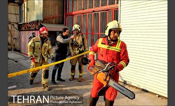 به پاس رشادت و ازخودگذشتگی آتش نشانی تهران 17