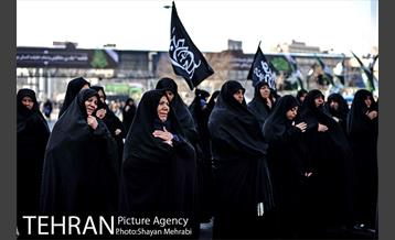 اجتماع عزاداران فاطمی در میدان هفت تیر 7