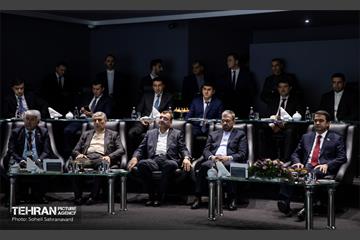 بازدید شهردار دوشنبه از برج میلاد 29