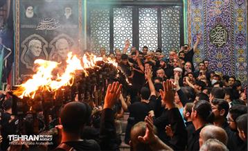 آئین سنتی مشعل گردانی تهران(محرم ۱۴۴۵) 4