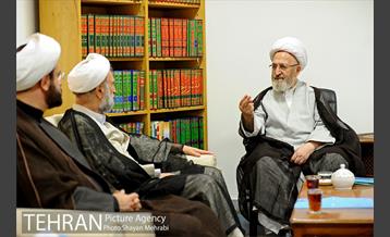 دیدار حجت‌الاسلام صادق‌زاده با تعدادی از مراجع عظام تقلید و علما در شهر مقدس قم 20