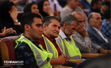 مراسم تقدیر و تجلیل از خادمان اربعین حسینی 48