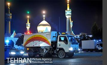 شروع بکار نیروهای خدمات شهری بعد از پایان مراسم ارتحال امام خمینی (ره) 28