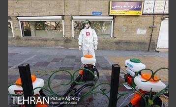 عملیات گسترده ضدعفونی خیابان ولیعصر (عج) توسط آتش نشانان تهران 5