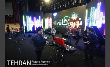 کنسرت آنلاین مهدی یغمایی 1