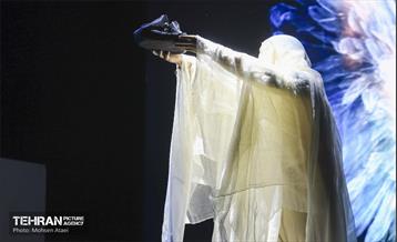 نوانمایش‌ هامان در برج‌ میلاد تهران 34