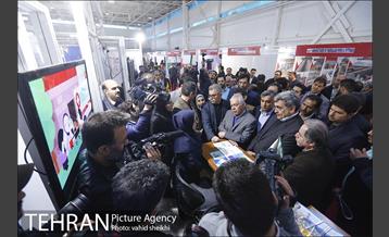 بازدید شهردار از بیستمین نمایشگاه دستاوردهای پژوهش، فناوری و فن بازار 14