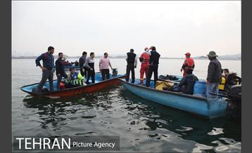 سقوط یه فروند بالگرد در دریاچه شهدای خلیج فارس 5