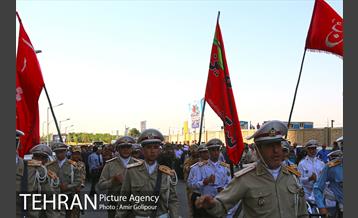 مراسم تشییع پیکر دو شهید گمنام در شهرک چیتگر 1