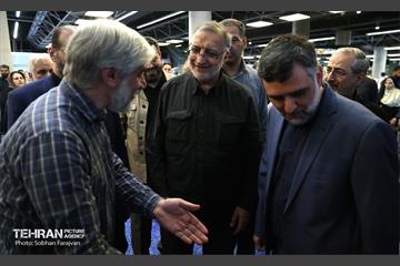 بازدید شهردار تهران از رویداد "اردی‌بهشت کتاب" 1