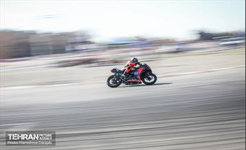 دومین دوره مسابقات موتورسواری سرعت  15