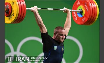 قهرمانی کیانوش رستمی در وزنه برداری المپیک ریو 7