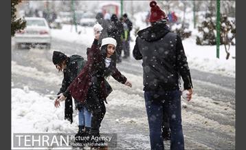 تفریحات برفی در پارک پردیسان تهران 17