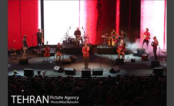 کنسرت گروه پالت‎ در برج میلاد 4