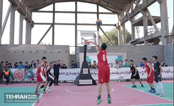 آیین اختتامیه مسابقات ورزشی قهرمانان مناطق پهنه جنوب شهر تهران در منطقه 20 18