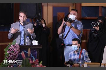در حاشیه نشست خبری شهردار تهران  19