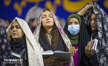 مراسم احیا شب بیست و یکم ماه مبارک رمضان در امام زاده صالح(ع) 43