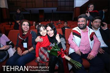 اکران خیریه انیمیشن مبارک در بازارچه رعد‎ 12