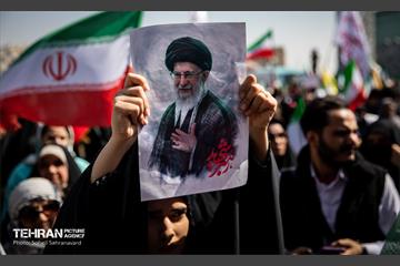 اجتماع «دختران جان‌فدای ایران»