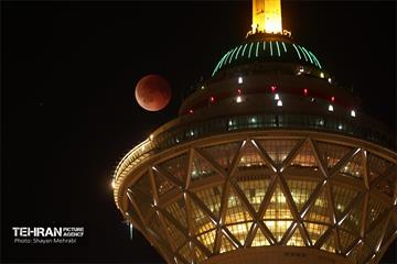 ماه خونین» 12