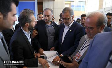 بازدید شهردار تهران از نمایشگاه بین المللی فرصت های سرمایه گذاری پایتخت