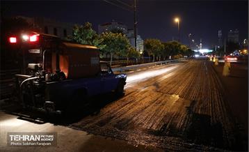 عملیات آسفالت‌ریزی در پایتخت 1