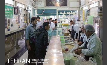 حال و هوای ماه رمضان در میدان تجریش 1