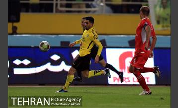 دیدار تیم‌های فوتبال پرسپولیس - سپاهان 16