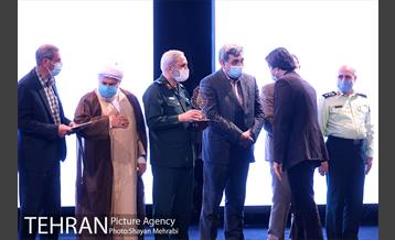 همایش نکوداشت پیشکسوتان و رزمندگان دفاع مقدس 35