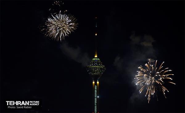 نورافشانی جشن ۲۲ بهمن 5