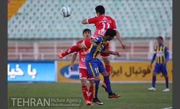 دیدار گسترش فولاد و پرسپولیس در لیگ برتر فوتبال 15