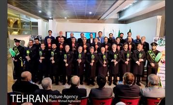 رونمایی از پرچم حرم حضرت عبدالعظیم (ع) در برج میلاد 17