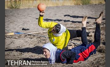 مسابقات هندبال ساحلی زنان 12