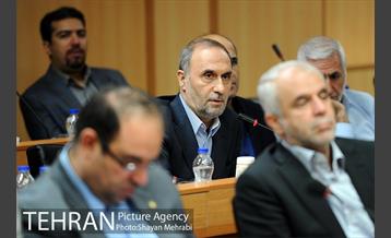 شوراى معاونین شهردار، شهرداران مناطق، مدیران عامل سازمان ها، شرکت ها و موسسات شهردارى تهران 36