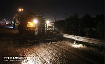 عملیات آسفالت‌ریزی در پایتخت 17