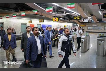 رونمایی و معرفی از نقشه‌های گردشگری مترو 11
