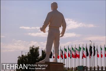 مراسم رونمایی از تندیس شهید علی هاشمی 8