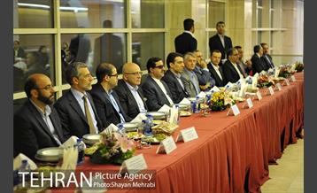 نشست سرپرست شهرداری تهران با میهمانان خارجی سی و یکمین نمایشگاه بین المللی کتاب  تهران 5