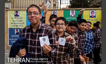 انتخابات شهردار مدرسه شهید کدخدایی 38