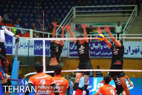 مسابقه والیبال بین ساپیا و عقاب نهاجا 1