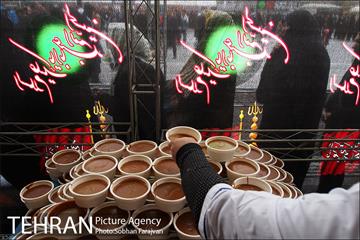 آیین سنتی " سمنوپزان" در میدان امام حسین (ع) 19
