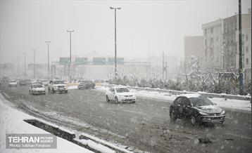 ترافیک روان در روز برفی تهران 13