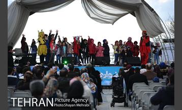 نوروزگاه برج میلاد تهران 9