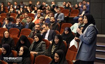 نخستین نشست تخصصی مدیران حوزه سرمایه انسانی واحد‌های تابعه شهرداری تهران 10