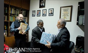 دیدار مشاور امور مجلس شهردار تهران با نمایندگان اقلیت های مذهبی به مناسبت آغاز سال نو میلادی 10